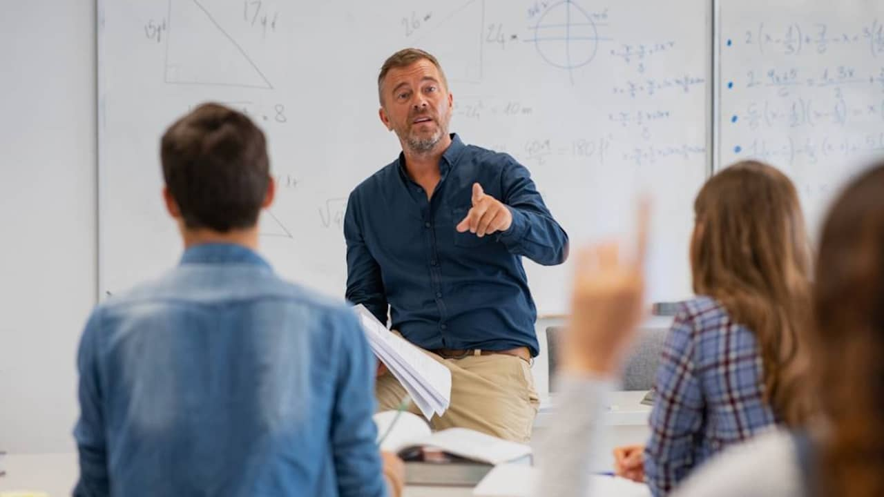 Les Qualités d’un Bon Formateur : Comment Engager et Motiver ses Stagiaires ?